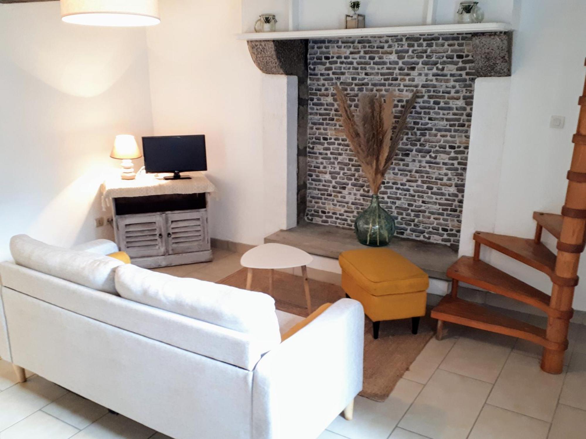 Le Gite De La Menuiserie Maisoncelles-la-Jourdan Екстериор снимка